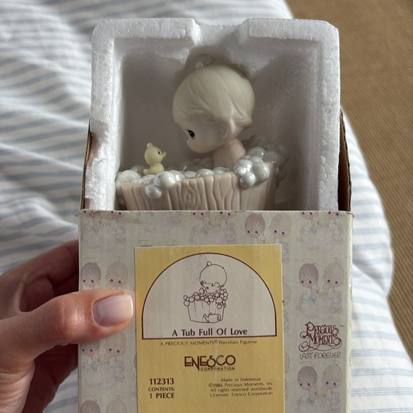 Precious Moments Cream and Pink Bath & Body Accessory - Picture 4 of 4